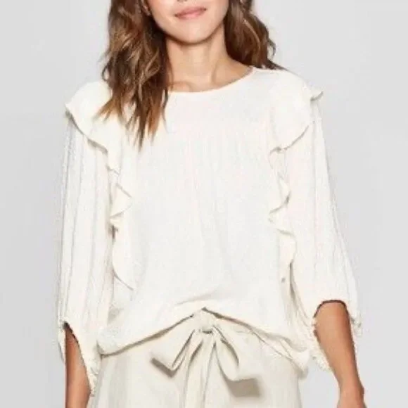 Universal Thread Ruffle Top - Picture 2 of 9